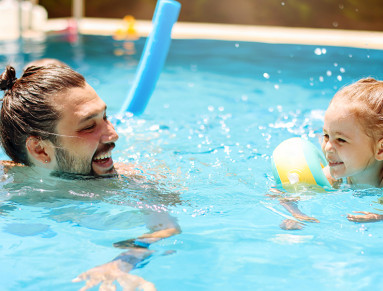apprendre à nager enfant