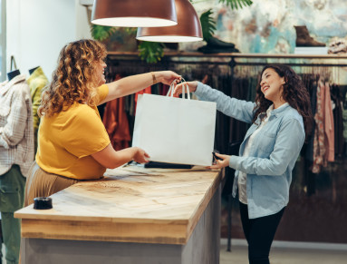 femmes shopping