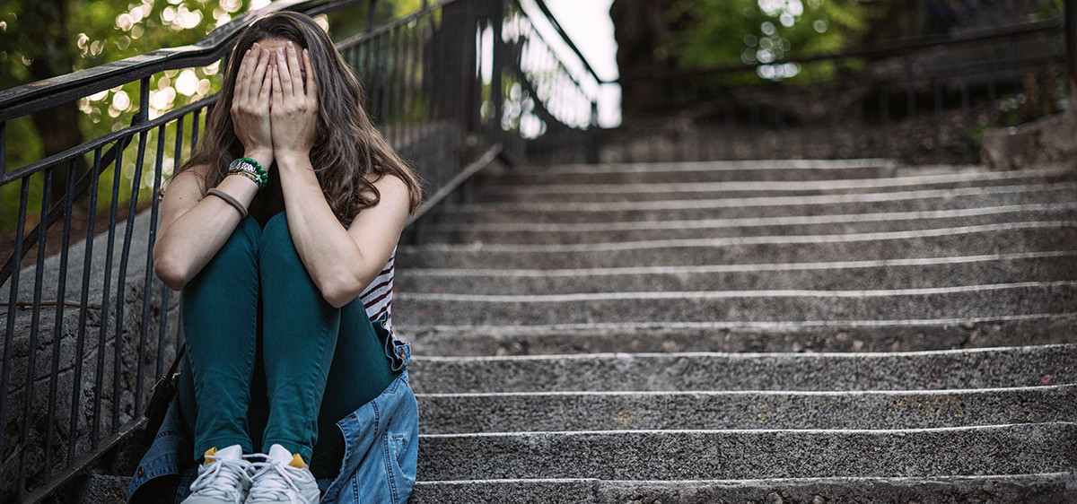 femme escalier